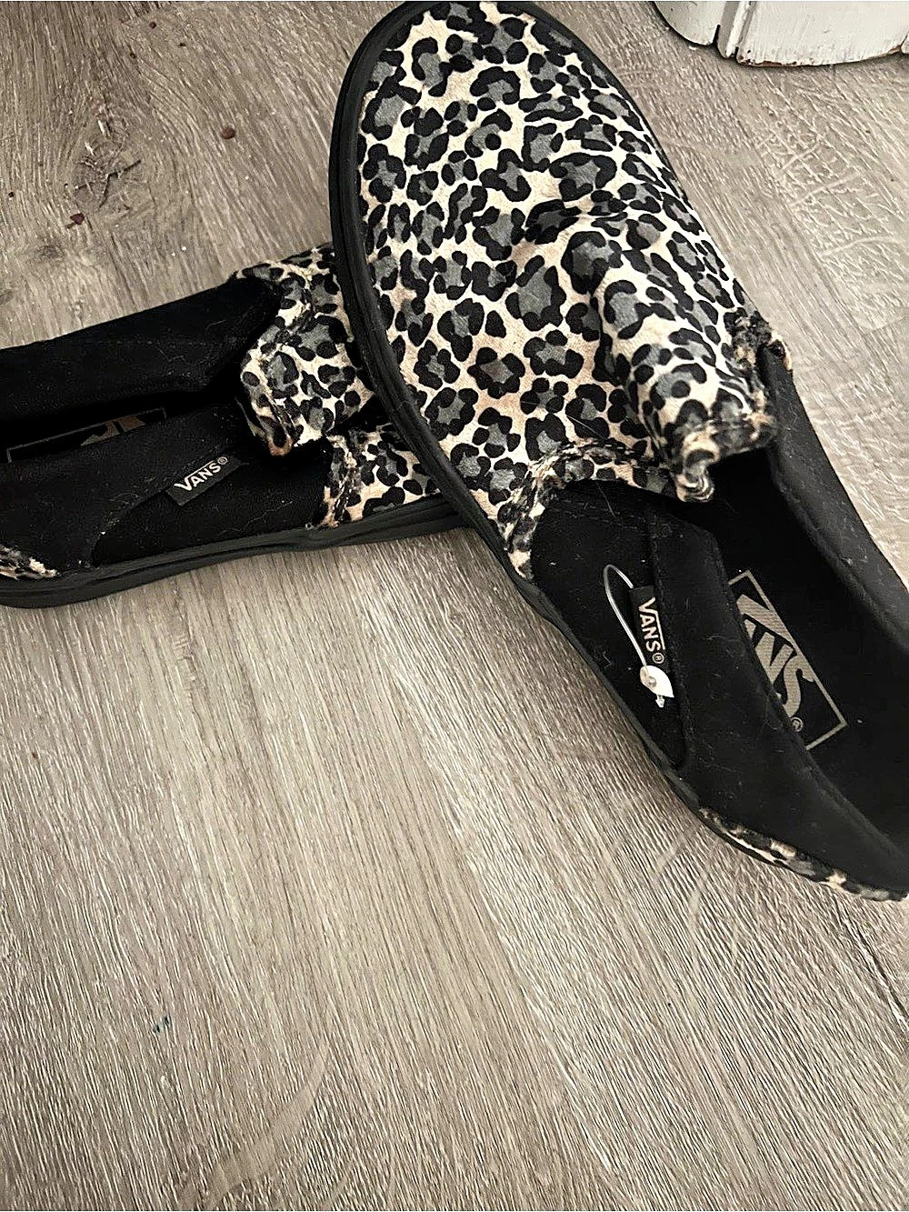 Vans Classic Slip-On Leopard Print Sneakers